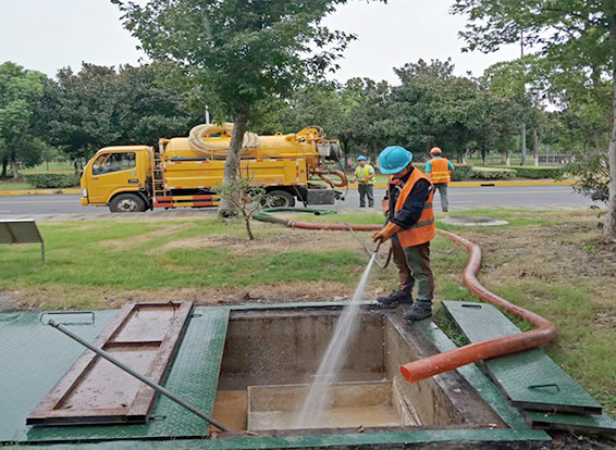 吐鲁番化油池清理