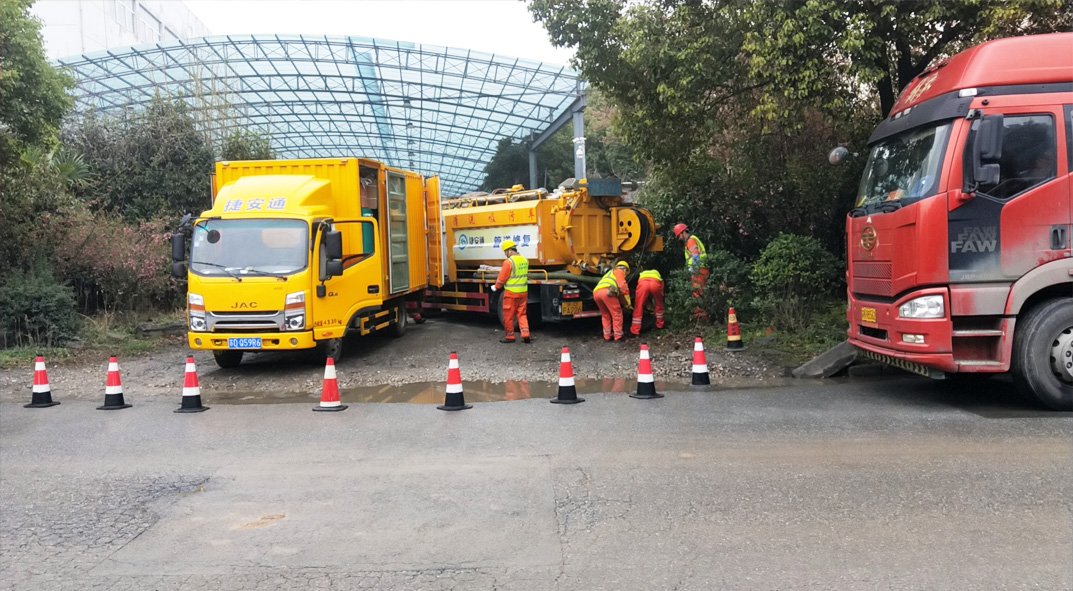 吐鲁番成区雨污水管网“四位一体”检测疏通项目